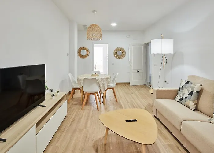 Apartamento Cádiz, Ciudad Y Playa *